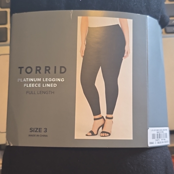 Torrid Platinum Full Length Signature Waist Fleeced Lined Legging 3x New - Picture 5 of 5